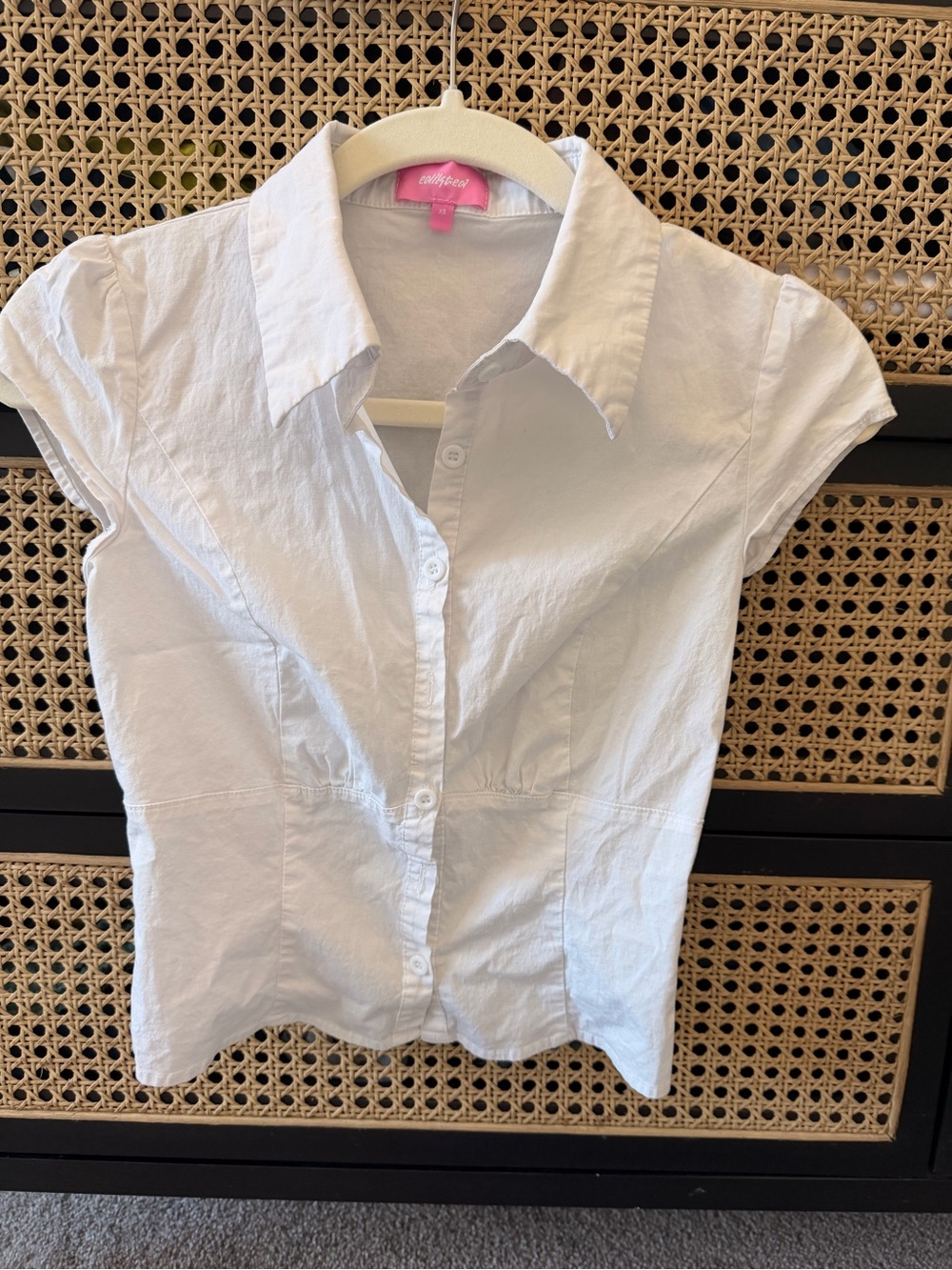 EdiktedWhite Short Sleeve Button-Front Collared Shirt